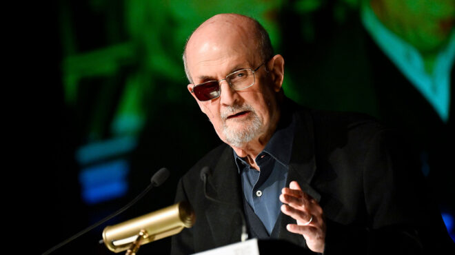 σαλμάν-ρουσντί-η-τζόρτζια-μελόνι-πρέ-563017543