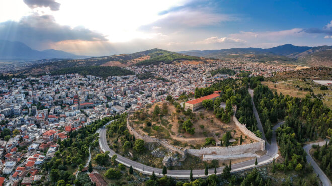 οι-μεγάλες-πόλεις-με-τις-μικρές-τιμέ-563034145