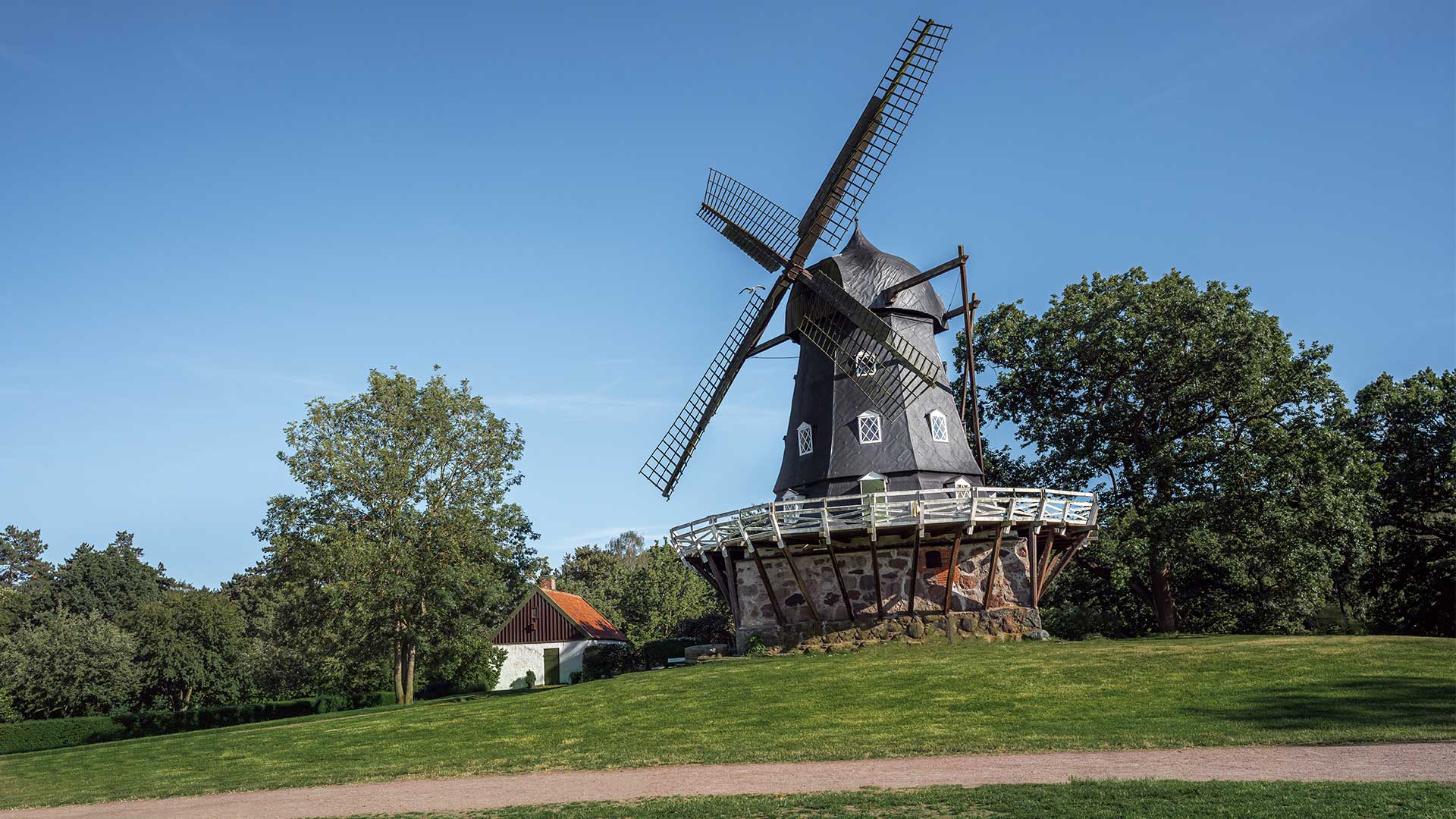 Μάλμε: Ανακαλύπτουμε τη σουηδική πόλη που φέτος φιλοξενεί την Eurovision-2