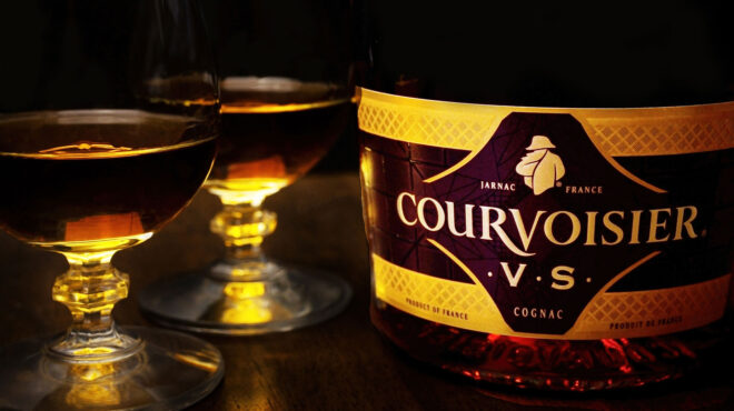 ο-όμιλος-campari-εξαγόρασε-το-κονιάκ-courvoisier-563008954