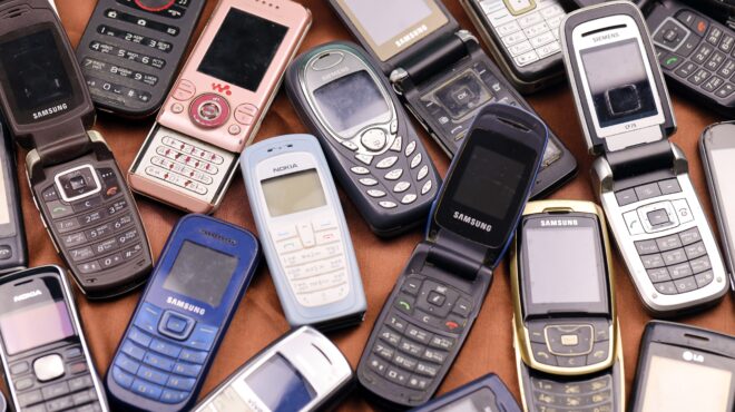 μετά-τα-smartphones-έρχονται-τα-intelliphones-563036053