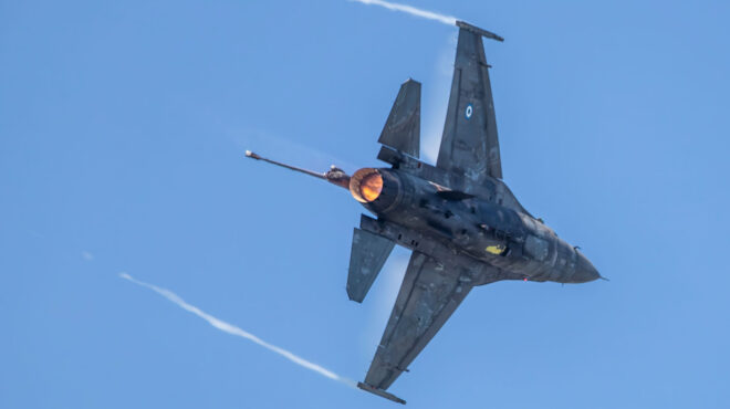 στην-εαβ-ο-αρχηγός-της-πολεμικής-αεροπ-563033905