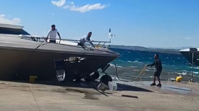 σπέτσες-θαλαμηγός-προσέκρουσε-στην-π-563011834