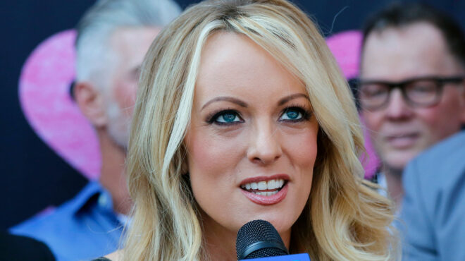 η-στόρμι-ντάνιελς-καταθέτει-στη-δίκη-τ-563013559