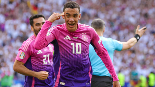 οι-δύο-καρδιές-του-τζαμάλ-μουσιάλα-563090302