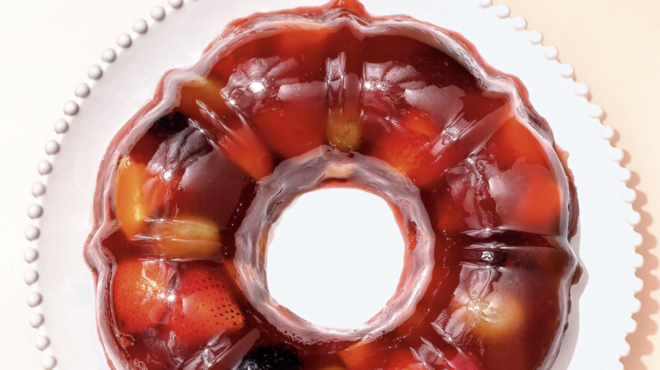 καλοκαιρινό-ζελέ-με-φρούτα-563081911