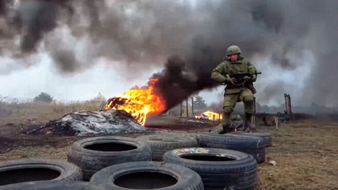 ρωσία-χιλιάδες-κρατούμενοι-παίρνουν-563073706