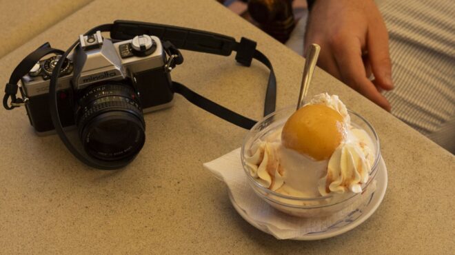 σικάγο-peche-melba-ή-μπαρμπα-σαμ-εδώ-τρώμε-τα-πι-563082418