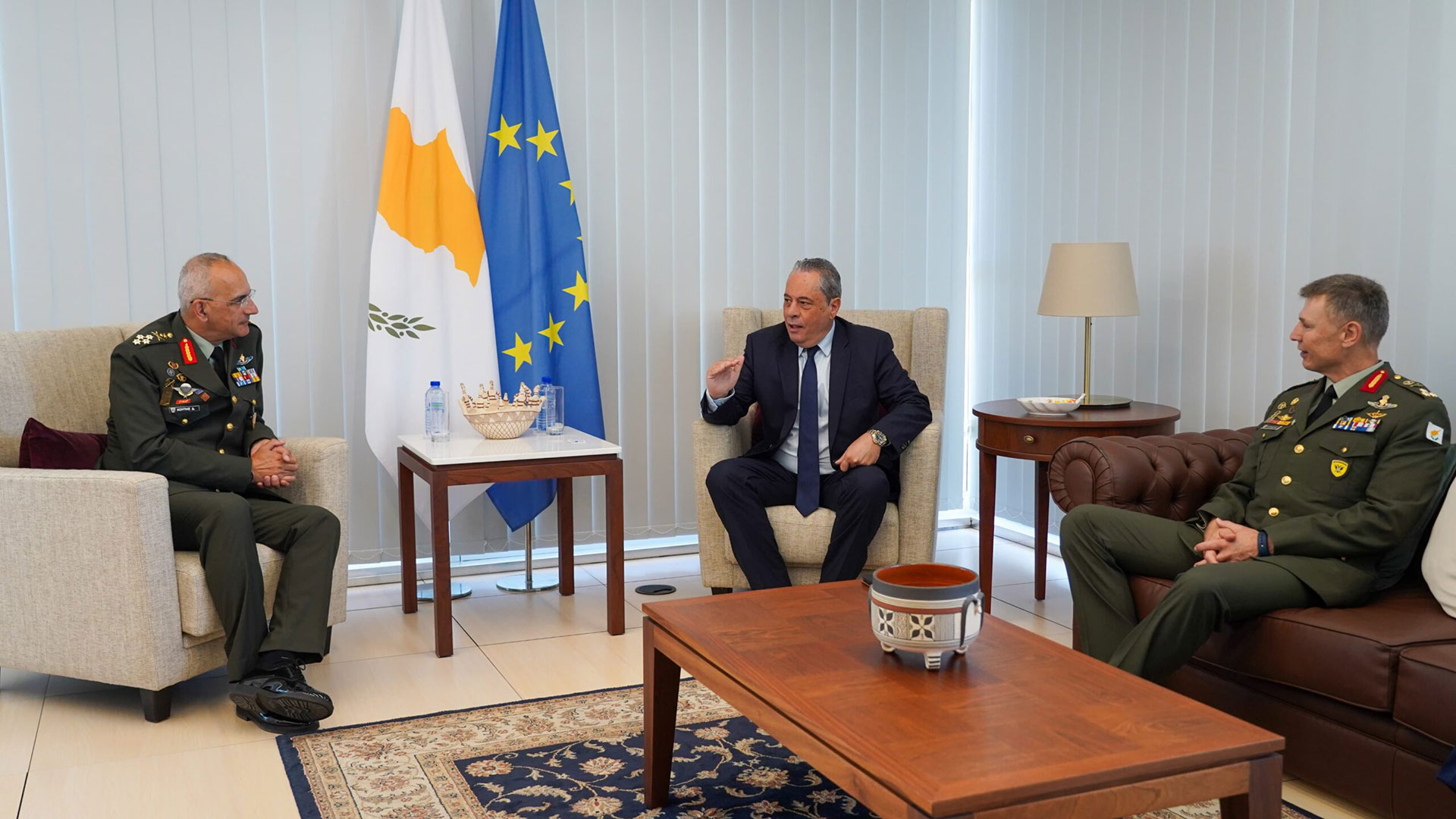 Κύπρος: Ολοκληρώθηκε η επίσκεψη του αρχηγού ΓΕΕΘΑ-1