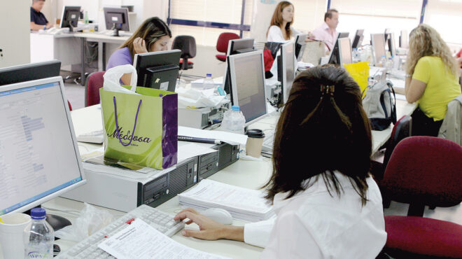 διστακτικοί-οι-εργοδότες-για-νέες-προ-563074765