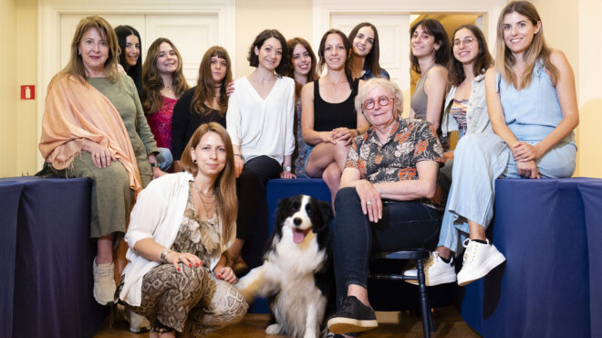 στο-ντιβάνι-των-τετράποδων-θεραπευ-563078971