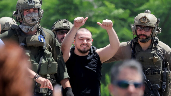 οι-ισραηλινές-δυνάμεις-διέσωσαν-τέσσ-563068924