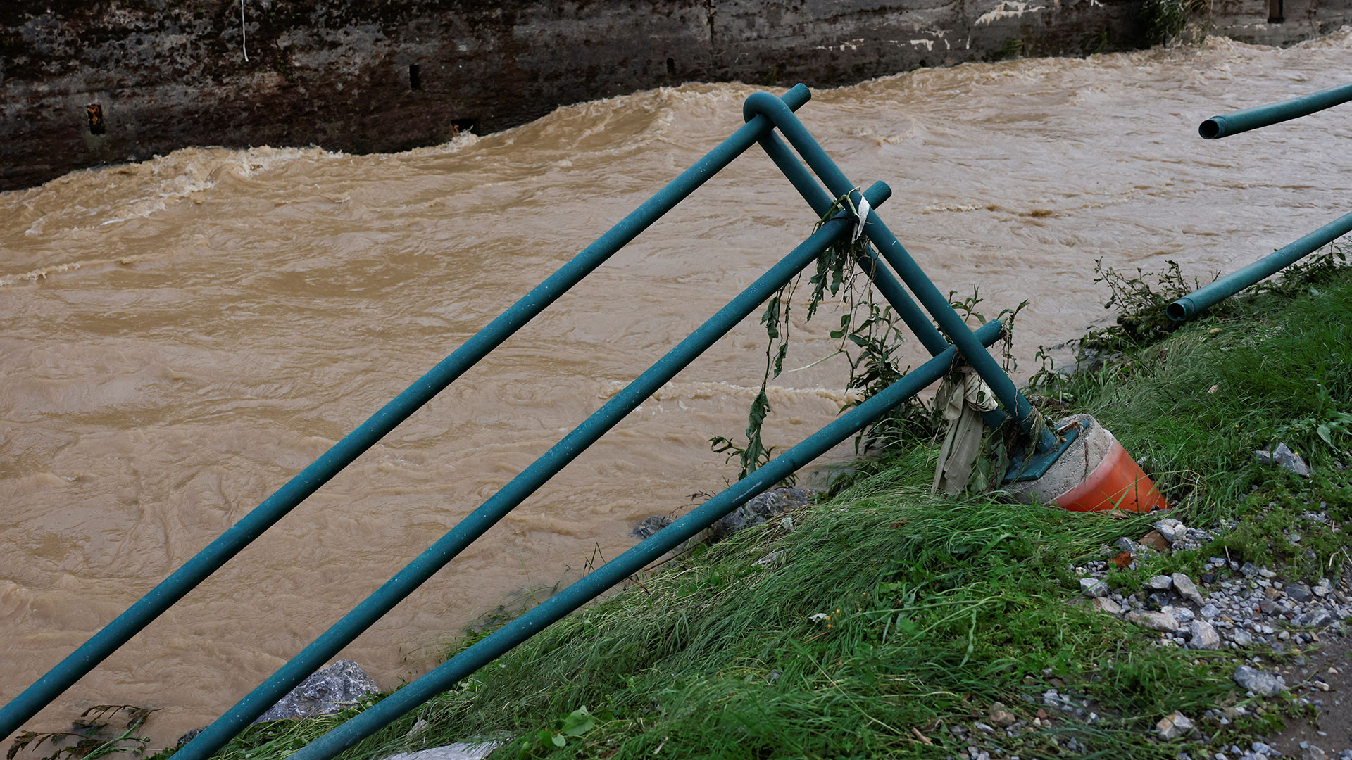 Αυστρία: Σοβαρές ζημιές από τις ισχυρές καταιγίδες – Ενας αγνοούμενος-1