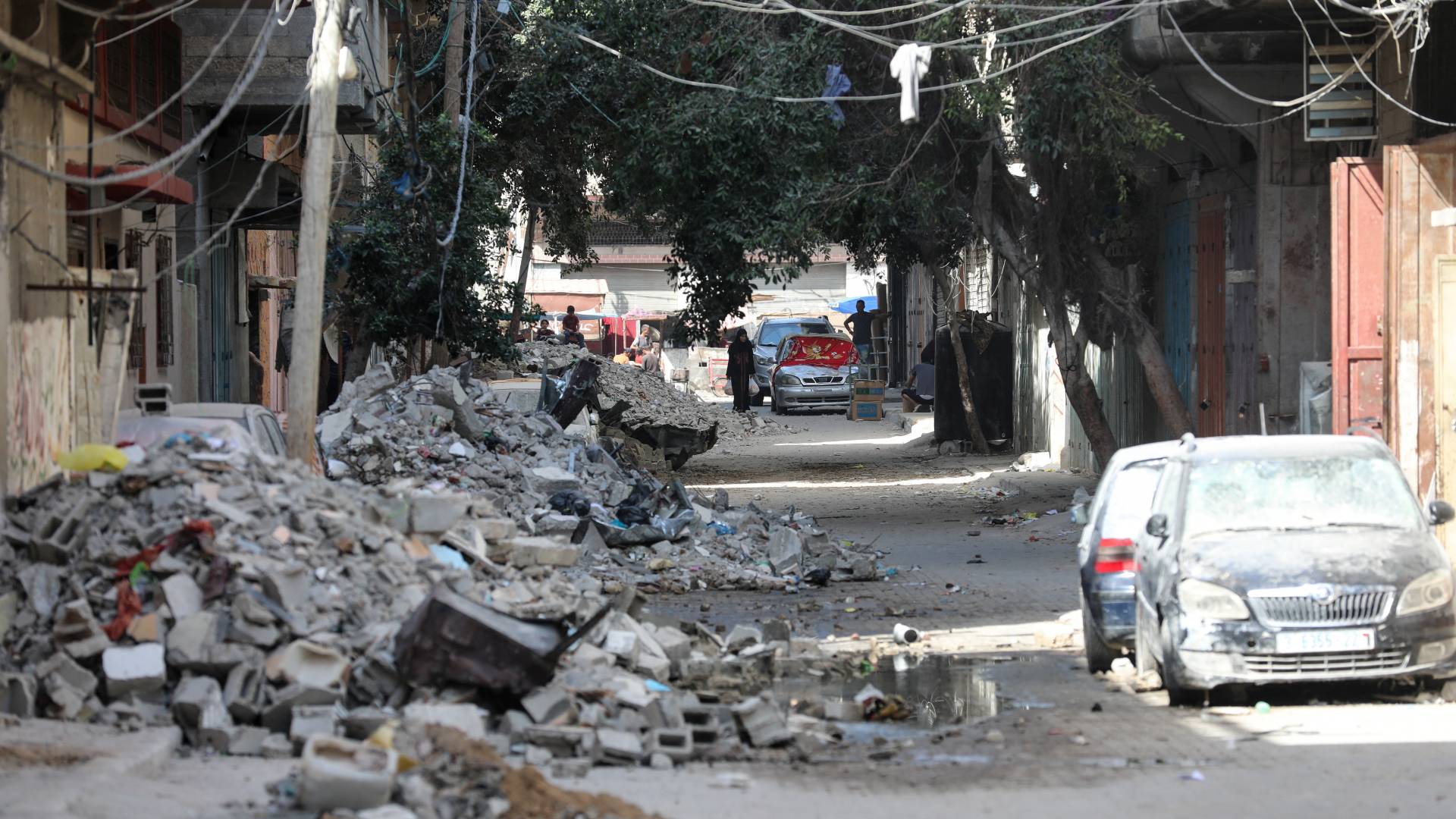 Γάζα: Πλήγματα σε καταυλισμούς προσφύγων – Δύο περιοχές στο στόχαστρο των Ισραηλινών-1