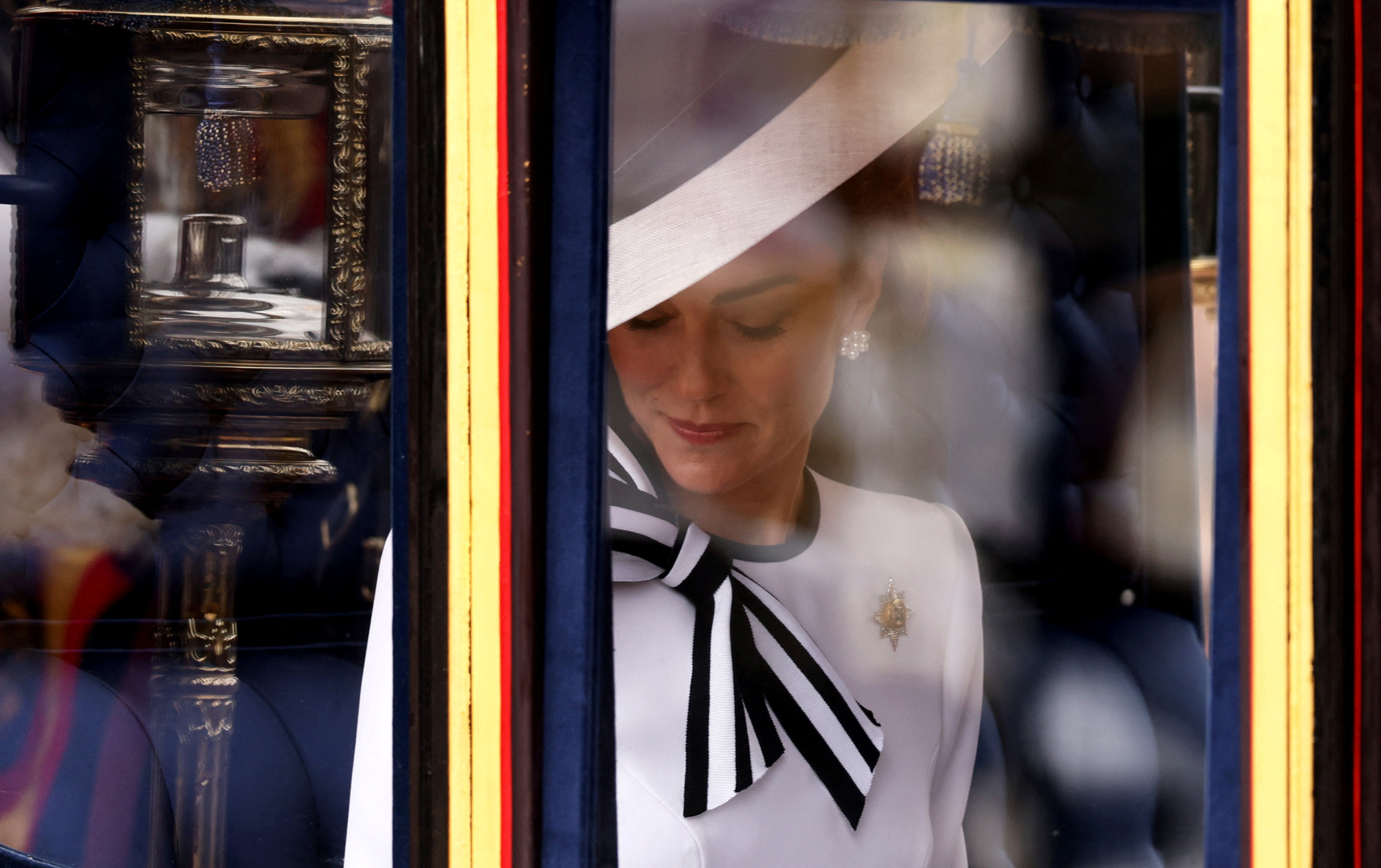 Κέιτ Μίντλετον: Η πρώτη δημόσια εμφάνιση μετά από μήνες – Εικόνες από το Μπάκιγχαμ-3