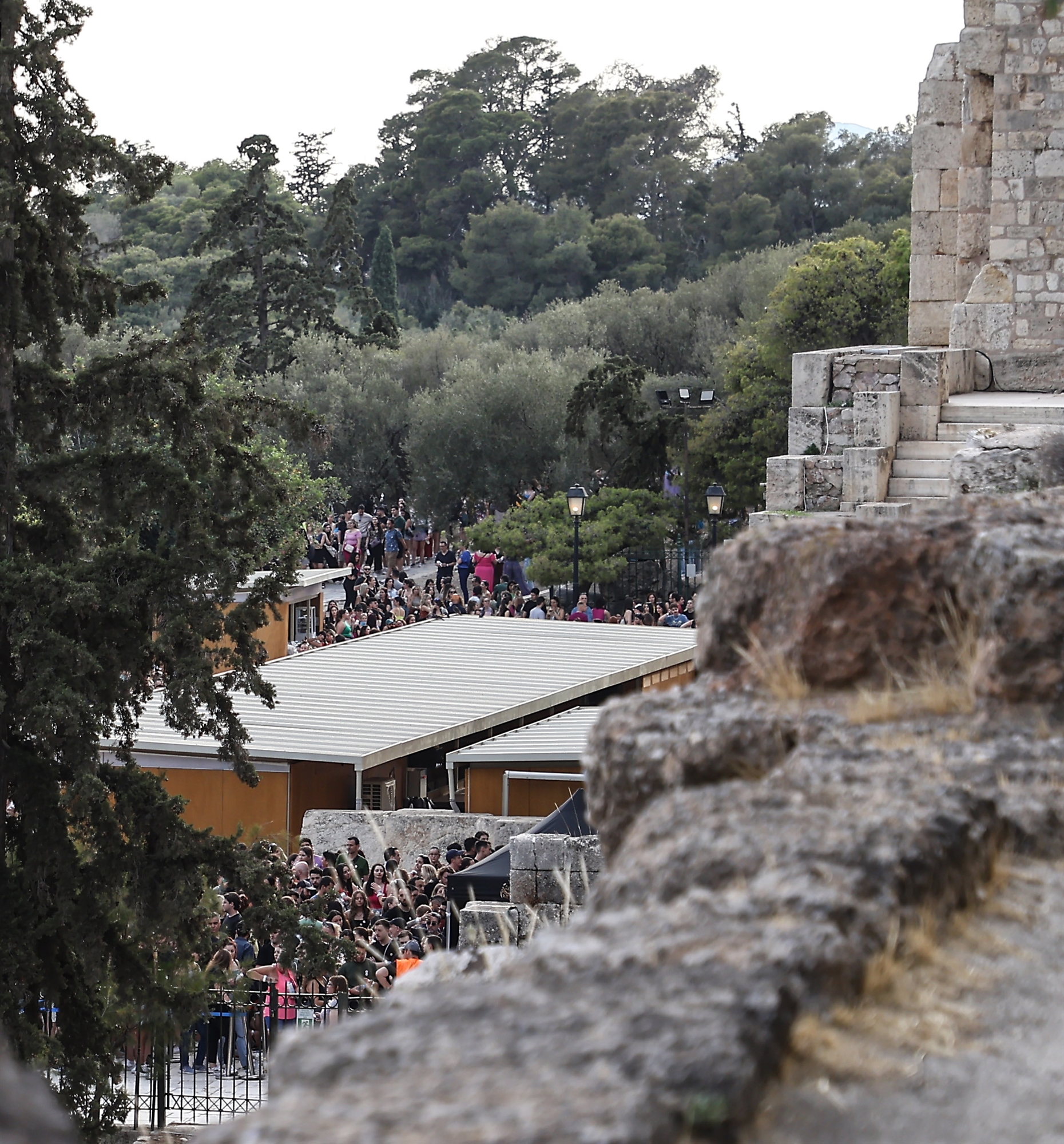 Βιντεοκλίπ με ουρές στο Ηρώδειο: το κερασάκι στην αθηναϊκή τούρτα των Coldplay-2