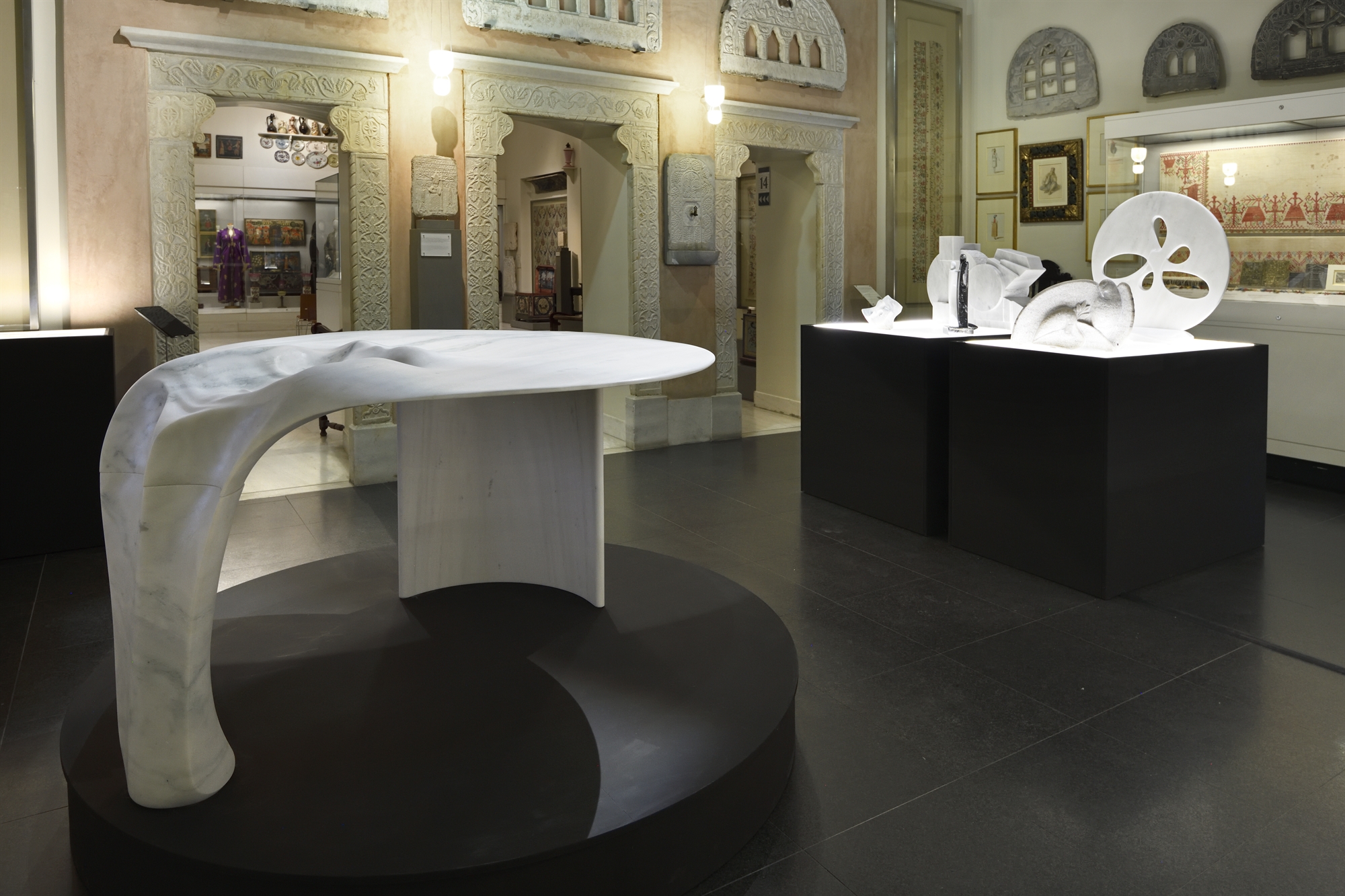 Εργα από μάρμαρο που ρέει-2