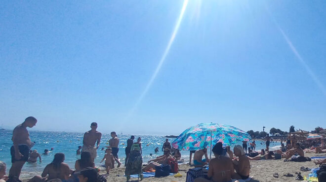 καιρός-aνοδος-της-θερμοκρασίας-στου-563082253