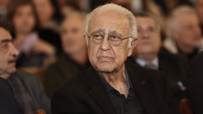 τάσος-μπιρσίμ-1940-2024-ο-χολιγουντιανός-σ-563062888