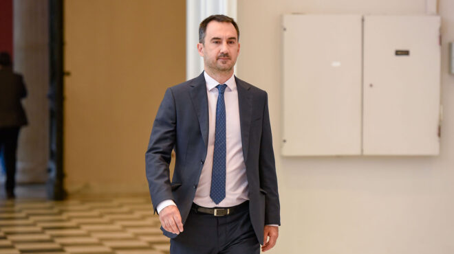 εφυγε-από-τη-ζωή-ο-πατέρας-του-αλέξη-χαρ-563063044