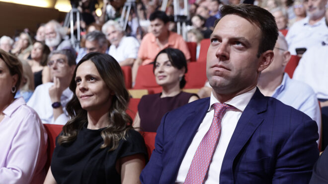 ανταλλαγή-πυρών-ανάμεσα-σε-κασσελάκη-563073391