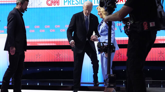 ηπα-ωθούν-στην-έξοδο-τον-μπάιντεν-563102296