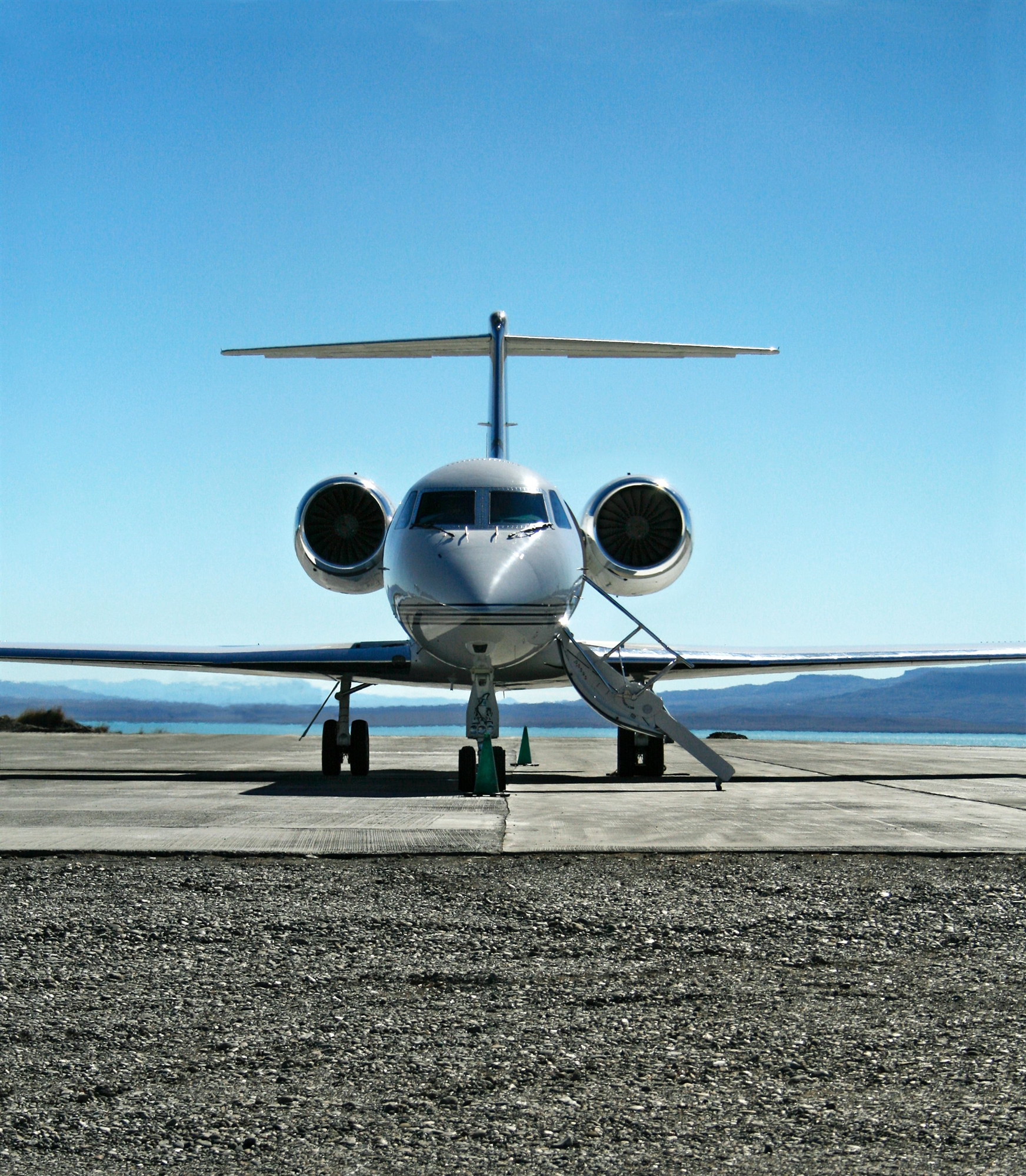 Υποχωρεί η ζήτηση για ιδιωτικές πτήσεις-1