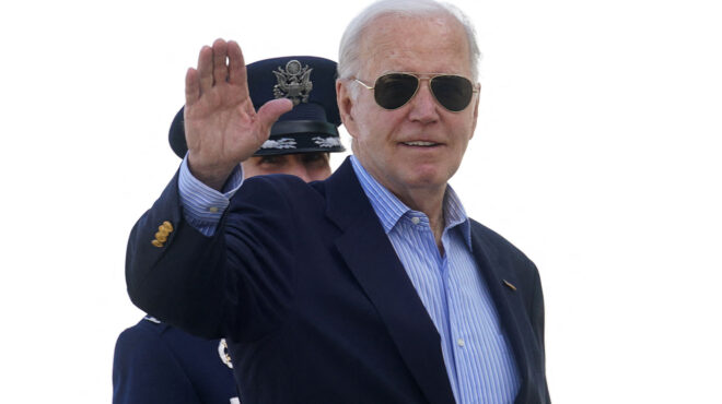 ο-μπάιντεν-υπογράφει-αύριο-νέα-συμφων-563075533