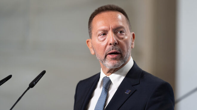 γ-στουρνάρας-οι-κρίσιμες-μεταρρυθμίσ-563077543