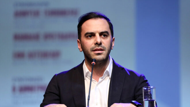 ο-δούκας-απαντά-στο-χάρη-πάμε-του-χρ-563096050