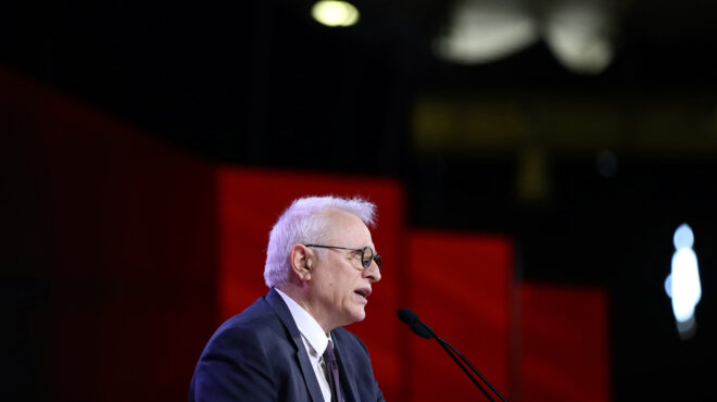 σπίρτζης-ο-κασσελάκης-δεν-μπορεί-να-κε-563088355