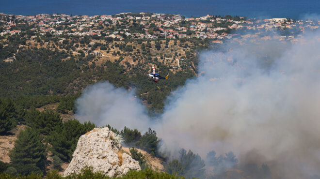 χίος-φωτιά-τώρα-στην-περιοχή-ρεστά-112-563066233
