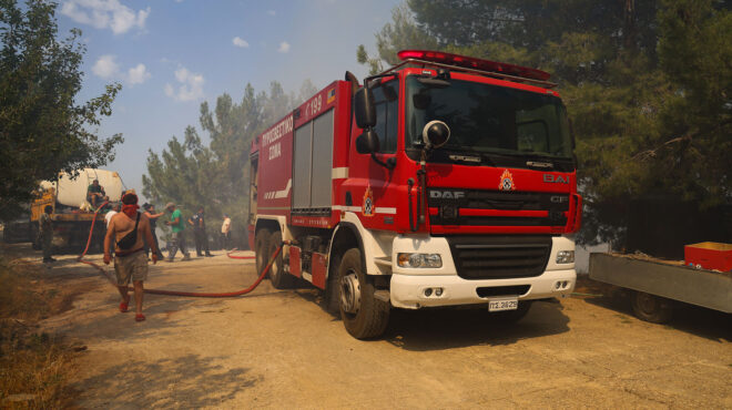 χίος-χωρίς-ενεργό-μέτωπο-η-φωτιά-στην-π-563066230