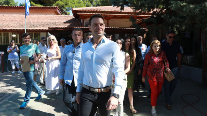 συριζα-μουρμούρα-κραδασμοί-και-νέες-φ-563087299