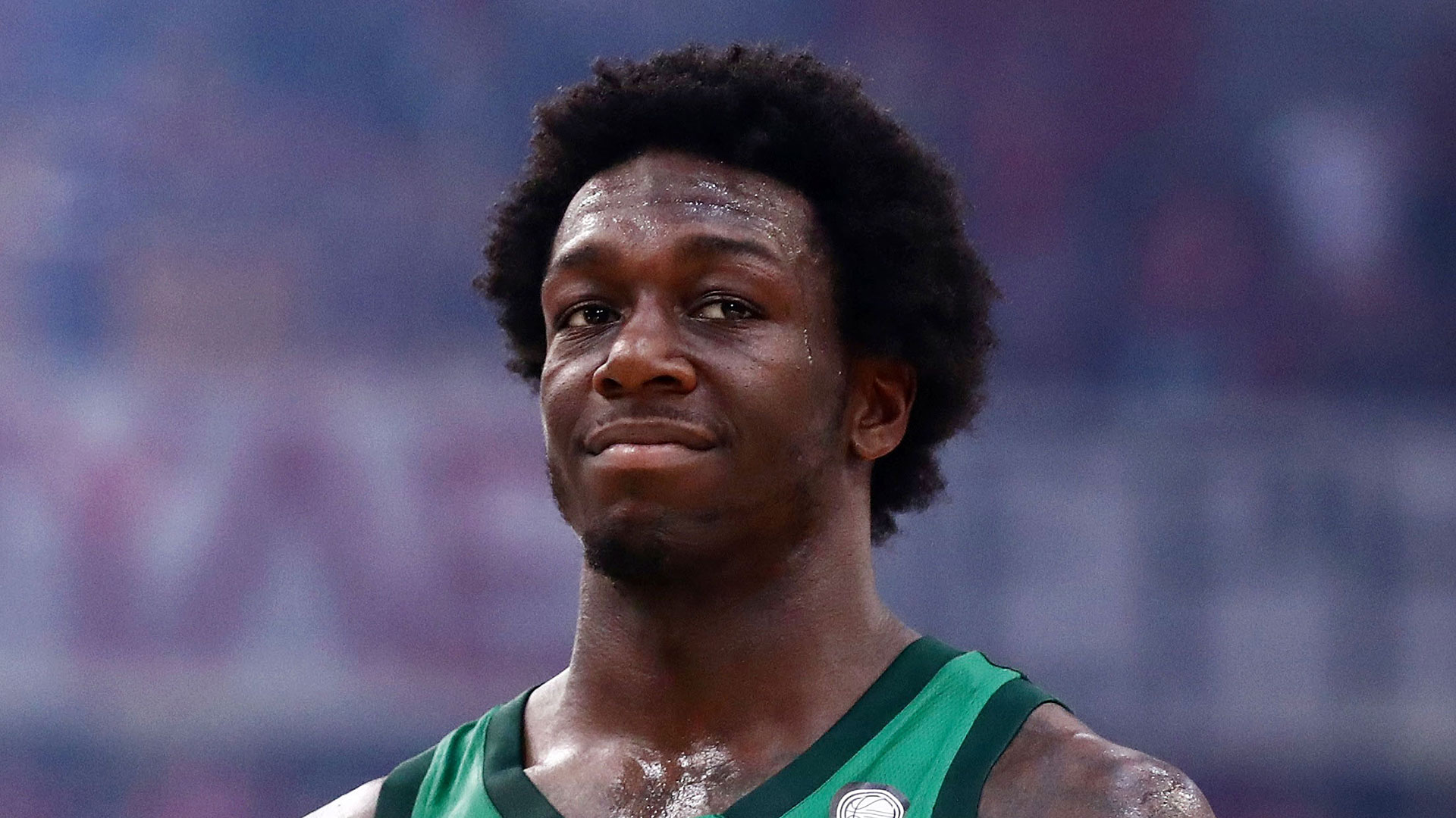 κέντρικ-ναν-το-γήπεδο-ο-καθρέπτης-της-ζ-563077555