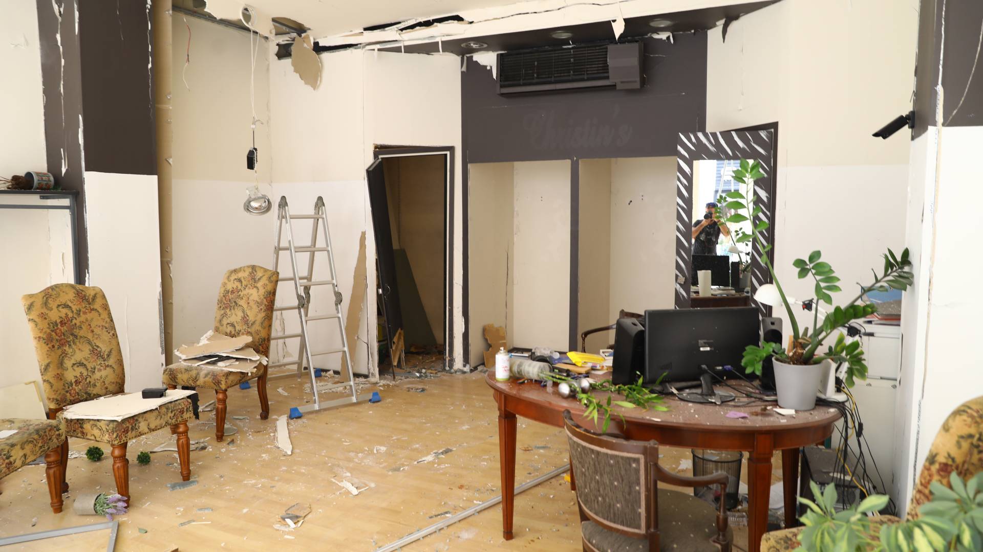 Εκρηξη στο Ιλιον: Βίντεο από μοτοσικλέτα που βρίσκεται στο «μικροσκόπιο» των Αρχών-4