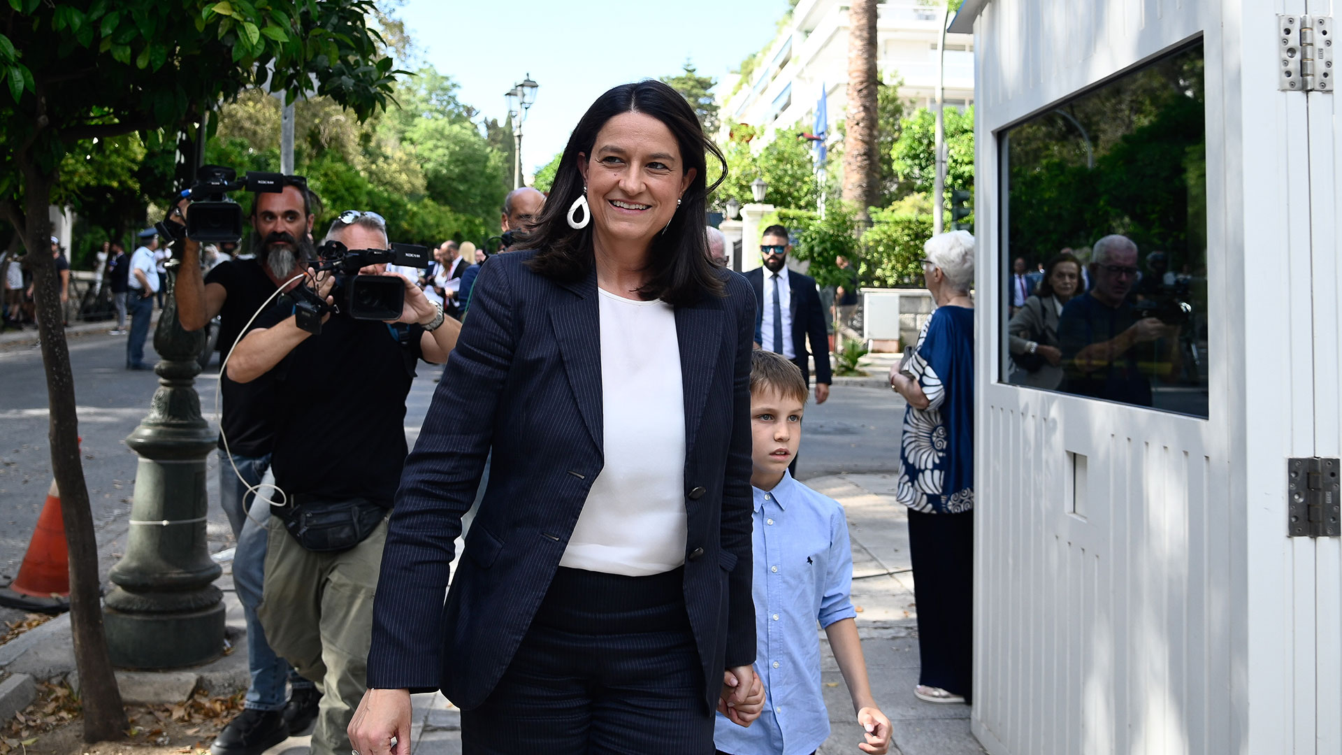 Ορκίστηκαν τα νέα μέλη της κυβέρνησης-4