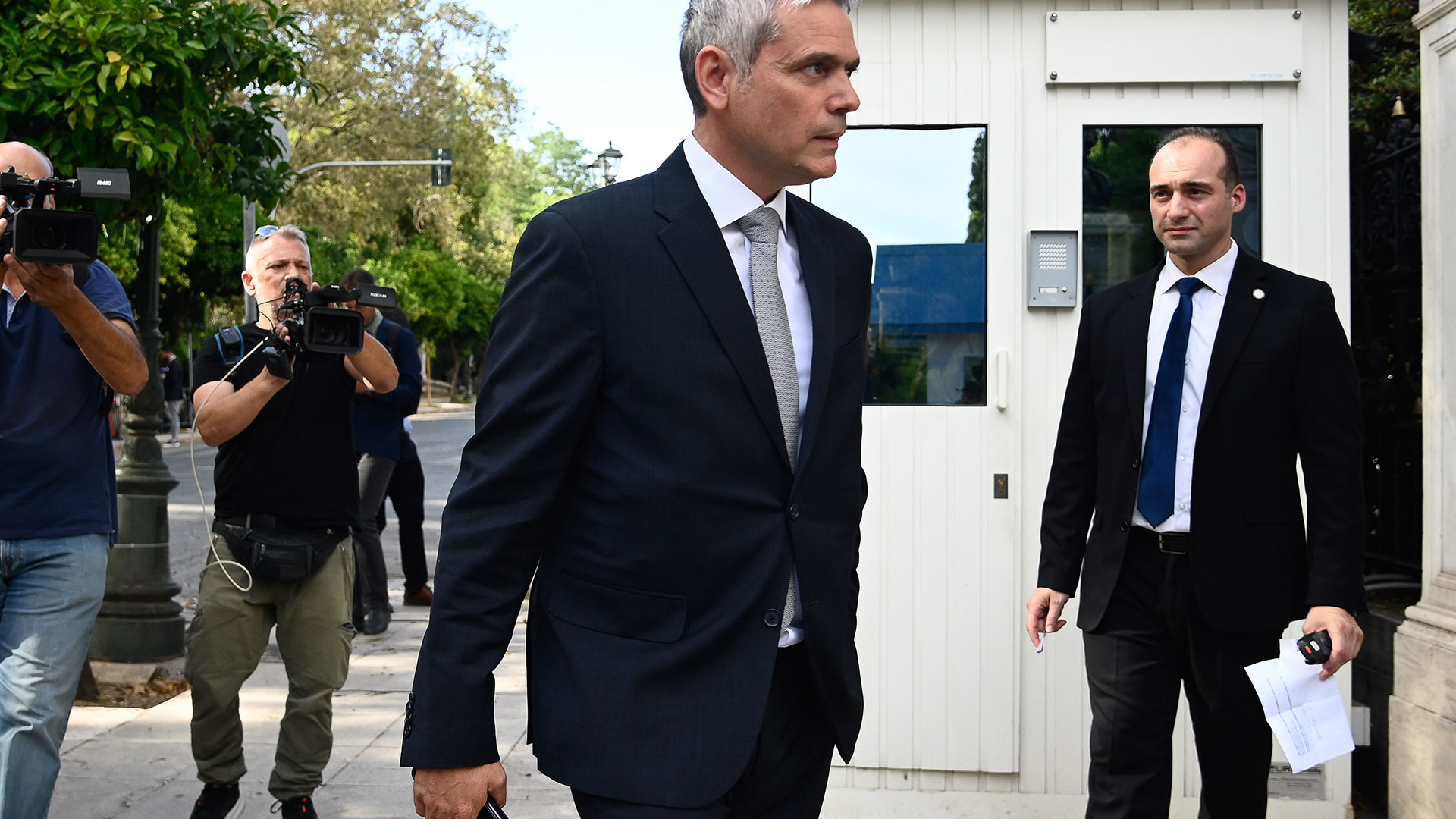 Ορκίστηκαν τα νέα μέλη της κυβέρνησης-6