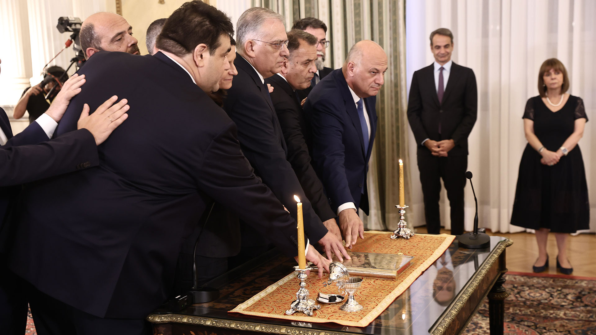 Ορκίστηκαν τα νέα μέλη της κυβέρνησης-3