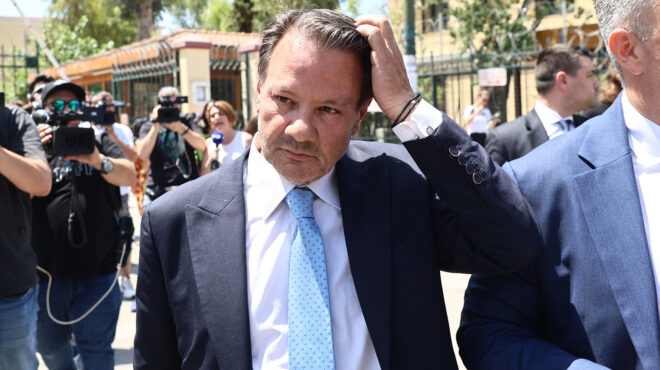 απόστολος-λύτρας-οδηγείται-στον-εισα-563087497