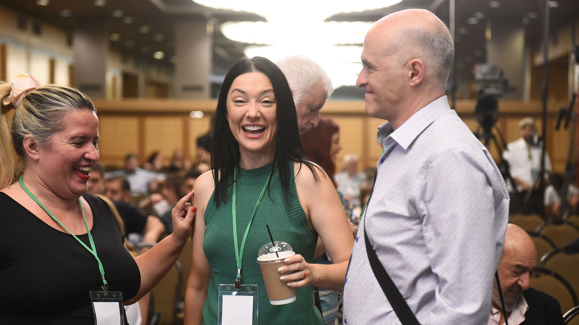 ΠΑΣΟΚ: Φωτογραφικά στιγμιότυπα από τη συνεδρίαση της Κ.Ε.-2