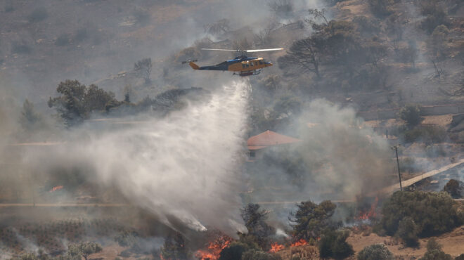 φωτιά-στην-κερατέα-ισχυρές-επίγειες-κ-563103280