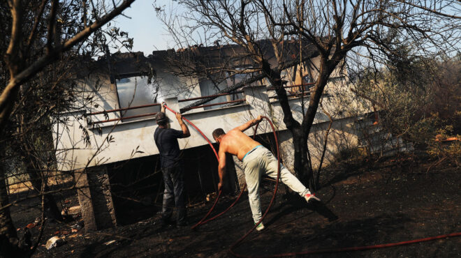 βάρης-κορωπίου-τι-δείχνουν-τα-δύο-βί-563088175