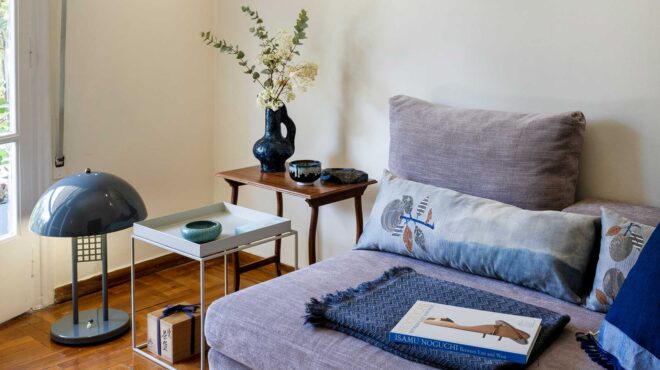 ενα-σπίτι-πλοίο-στη-νεάπολη-εξαρχεί-563061181