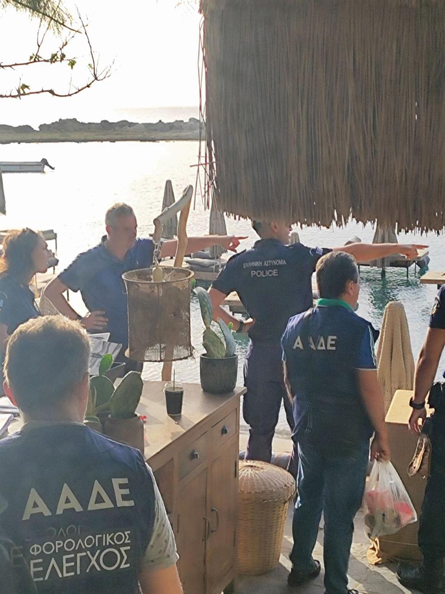 Λερναία Υδρα οι αυθαιρεσίες στις παραλίες-4