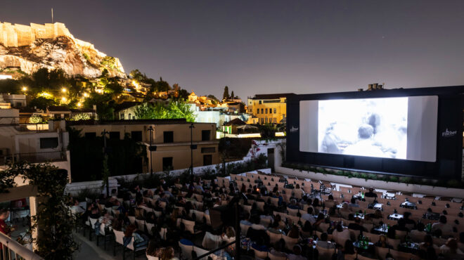 θερινά-σινεμά-με-το-βλέμμα-στον-ουρανό-563059180