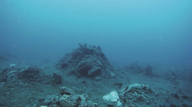 ανδρος-αρχή-του-τέλους-της-υποβρύχιας-563062318