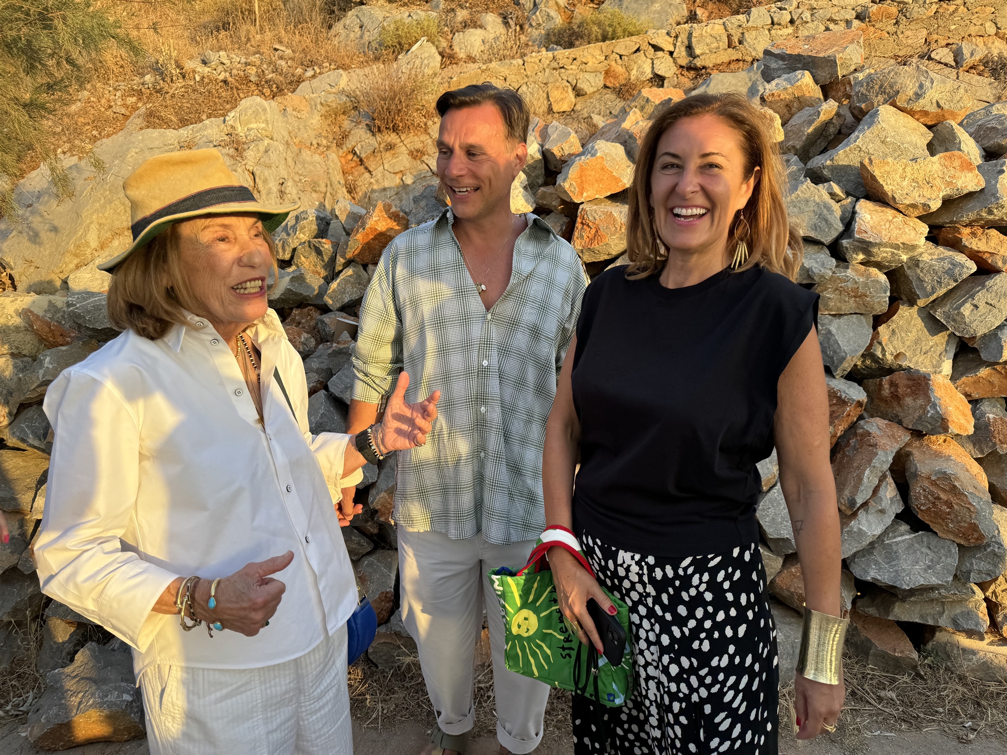 Οι αλλόκοτες αλλά γοητευτικές φιγούρες του Τζορτζ Κόντο στην έκθεση του ΔΕΣΤΕ στην Υδρα-3