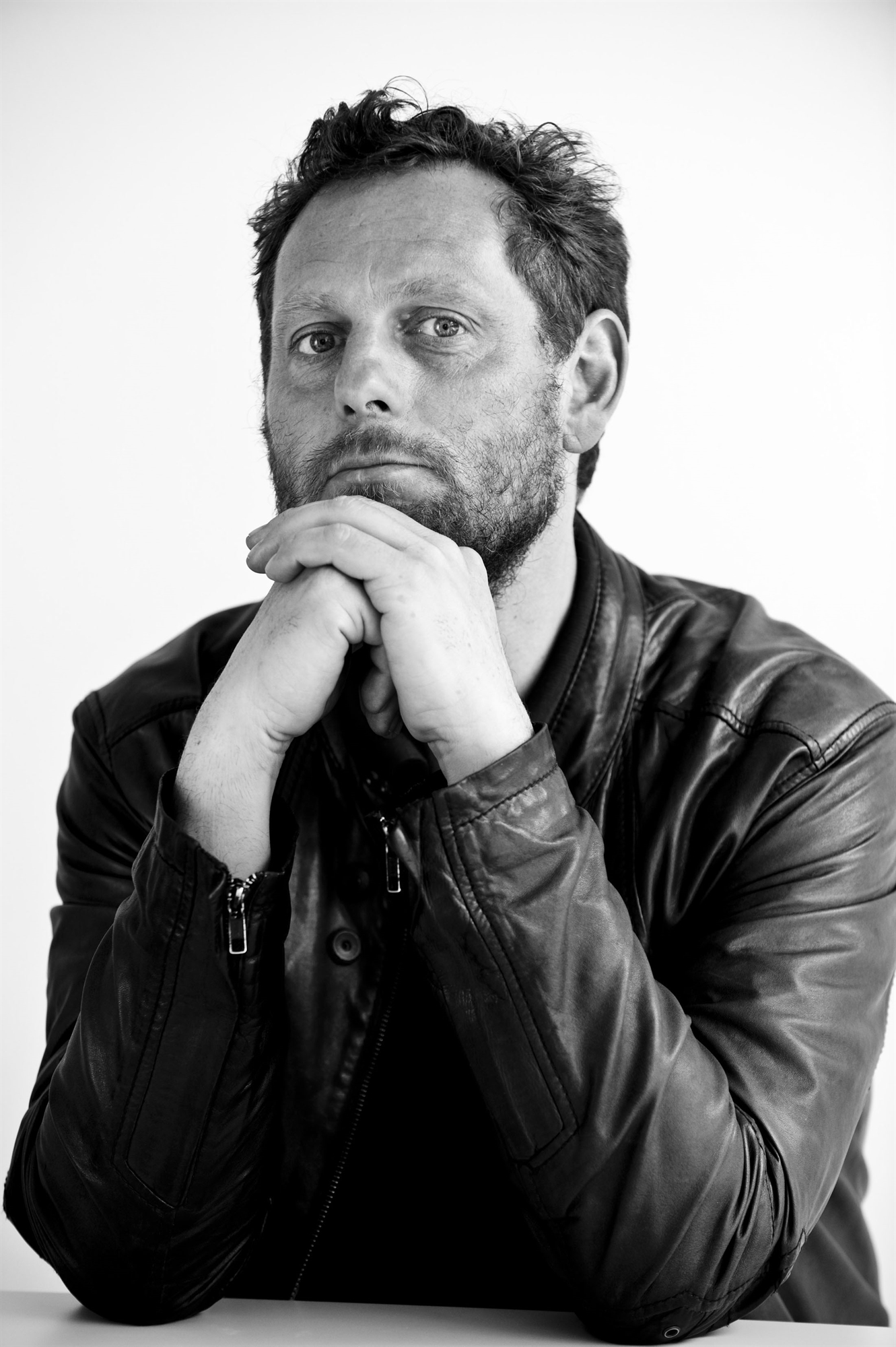 Ο κόσμος μέσα στο κοίλο κάτοπτρο-1