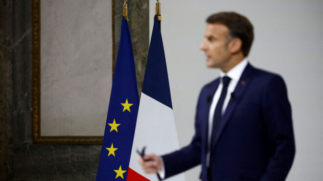 κρίστιαν-λεκέν-στην-κ-ο-μακρόν-ρισκά-563093068